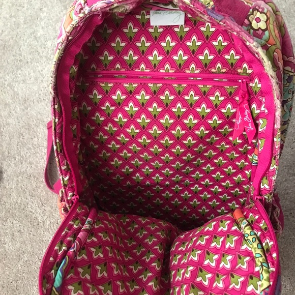 VERA BRADLEY BACKPACK - Picture 3 of 4